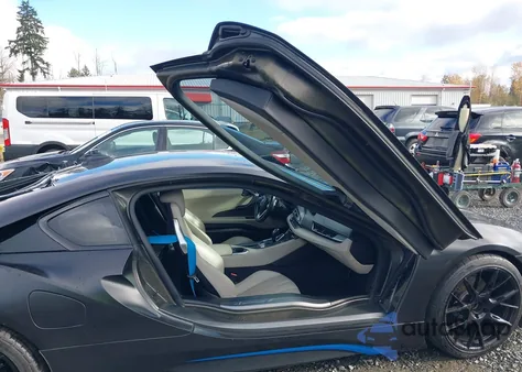 2014 BMW I8 z USA, uszkodzony, nr VIN WBY2Z2C54EVX64282
